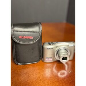 Nikon Coolpix L27 Silver 16.1MP Digital Camera 5x Zoom Bundle with 8GB SD Case